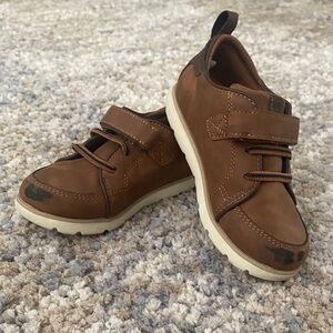 Stride Rite Brown Kids Sneakers with Velcro